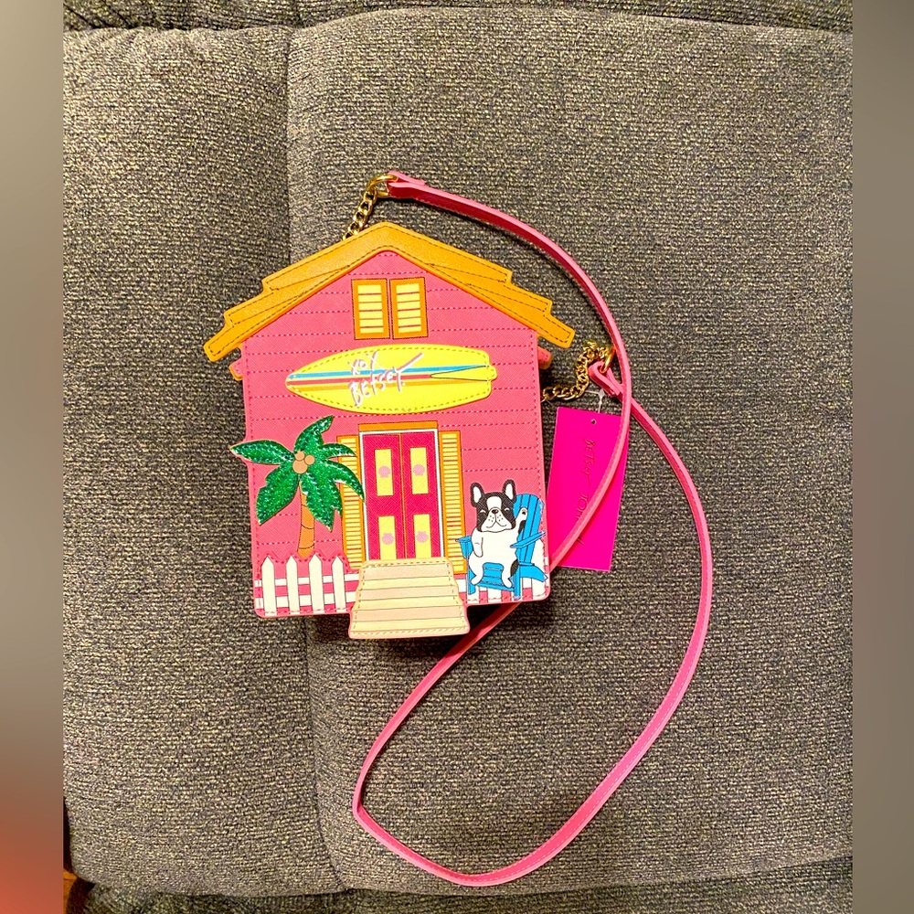 NWT Betsey Johnson Pink XOBEACH Crossbody.